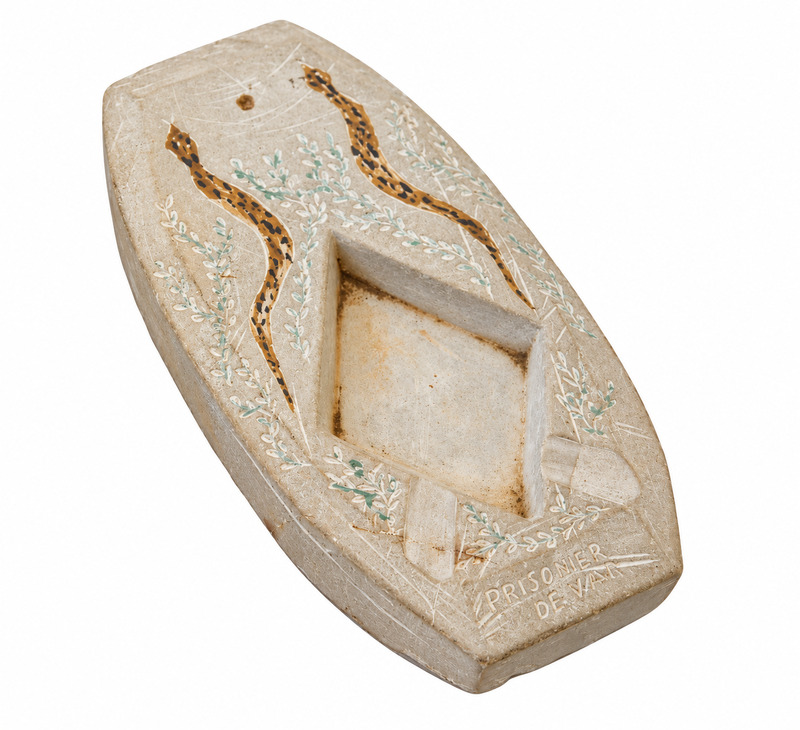 Ashtray with snakes_top_Tatura_Photo courtesy Flavia Marcello and Daria Gradusova.png