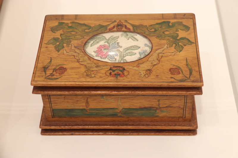 Pieraccini_Trinket box_01.JPG