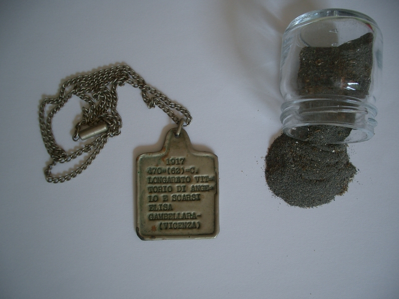Longarato Vittorio_Plate and sand_Sallum.jpg